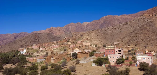 Hindistan Jammu Kaşmir Eyaletindeki Granada Şehrinin Dağlarının Manzarası — Stok fotoğraf