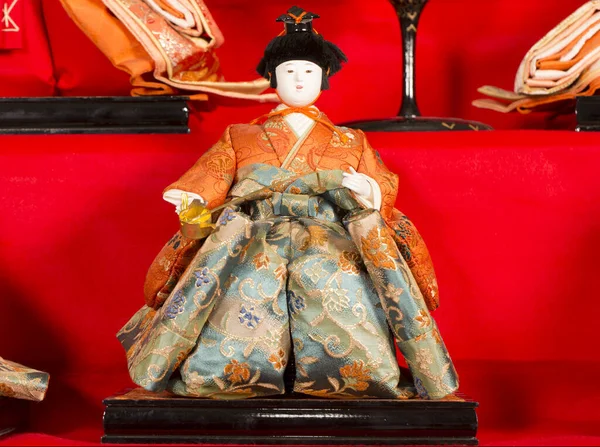 Ιαπωνική Παραδοσιακή Διακόσμηση Κούκλα Κοστούμι Κιμονό — Φωτογραφία Αρχείου