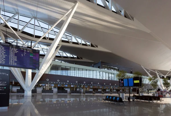 ヨーロッパの近代空港のインテリア — ストック写真
