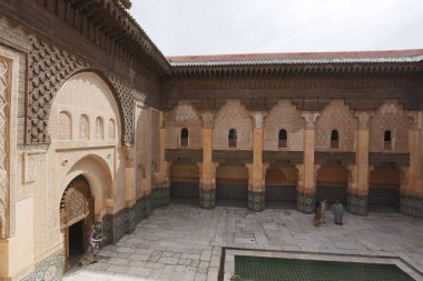 Granada, Endülüs, İspanya 'daki Alhambra Sarayı' nın eski tuğla duvarı.