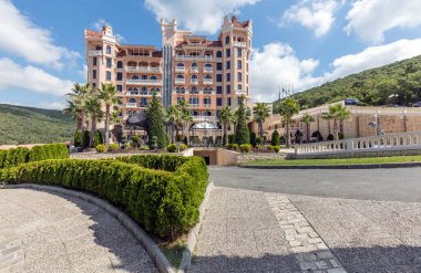 ELENITE, BULGARIA - 16 Temmuz 2016: Karadeniz kıyısındaki ilk 5 yıldızlı lüks otel, Victoria Group 'a ait, 2011 yılında açıldı..