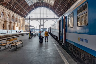 Macaristan, Pecs kentindeki tren istasyonu