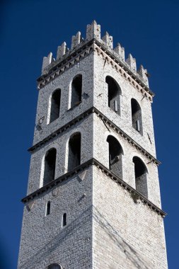 İtalya 'nın Ferrara şehrindeki St. Mark katedralinin kulesi.
