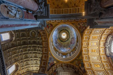 Eski tarihi binanın içi