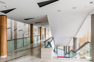 Modern binanın içi