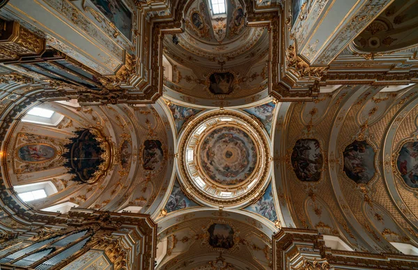 Interno Della Vecchia Cattedrale Cristiana — Foto Stock