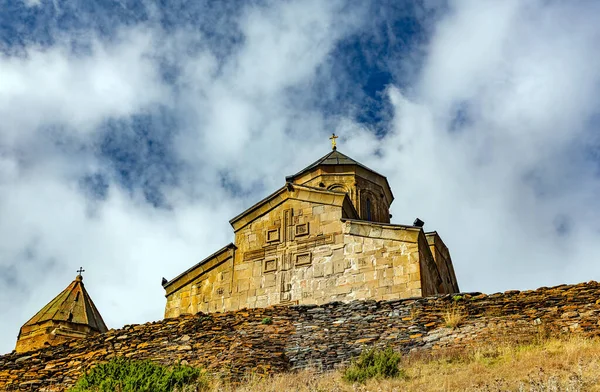 Gergeti Trinity Kilisesi Gürcistan — Stok fotoğraf