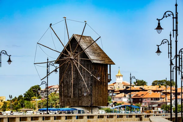 Szélmalom Nessebar Naplementekor — Stock Fotó