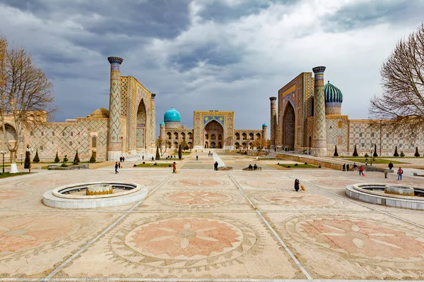 Samarquand Uzbekistan March Registan Square Building Complex March 2012 Samarquand — Stock Photo, Image