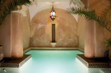 Güzel geleneksel Fas mimarisi 