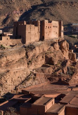 Fas çölündeki eski kale.