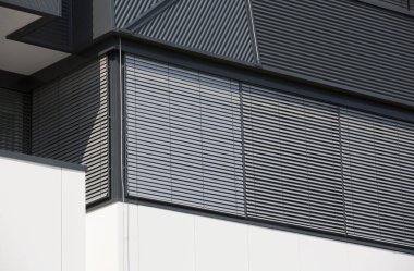 jaluzili modern cam pencere