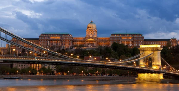 Kedjebro Över Danube Floden Budapest — Stockfoto
