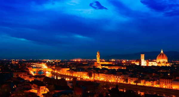 Vista Nocturna Catedral Santa Maria Del Fiore Florencia Italia —  Fotos de Stock