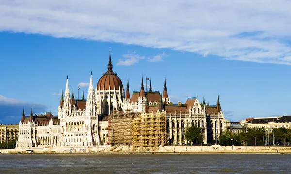 Kilátás Magyar Parlament Budapest — Stock Fotó