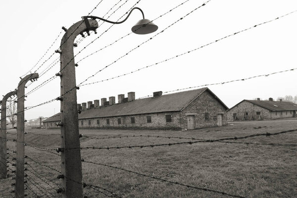 ОСВИКТОР, ПОЛЬША - ОКТЯБРЬ 22 октября 2012 года в Освенциме (Польша) - бывший нацистский лагерь смерти "Лагерь II". Это был самый большой нацистский концлагерь в Европе.
.