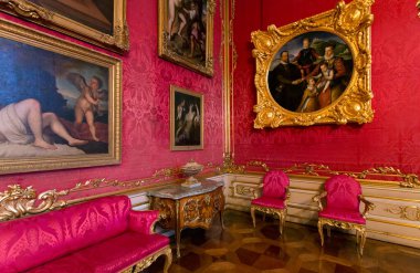 Eski tarihi binanın içi