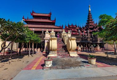 Wat phra that doi kham, chiang mai, thailand