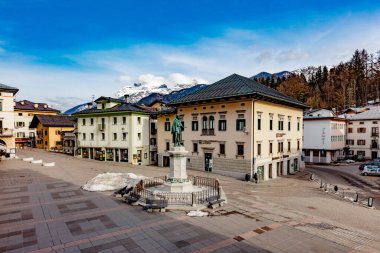 Czech Cumhuriyeti 'nin Leşçi Krumlov kentindeki eski kasaba manzarası