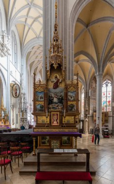 Vatikan 'daki St. George Kilisesi' nin içinde.