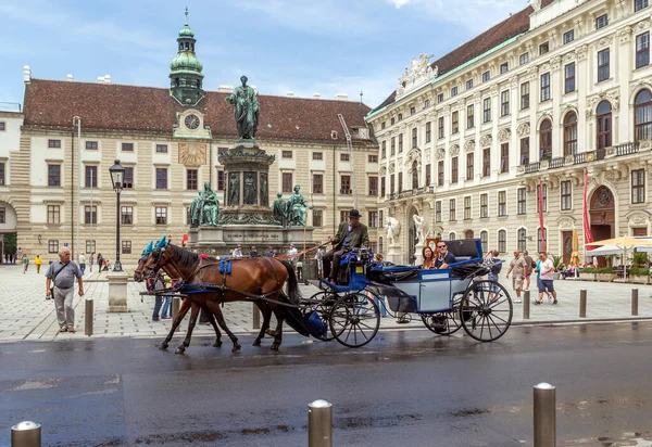 Θέα Της Πλατείας Της Παλιάς Πόλης Στην Πράγα — Φωτογραφία Αρχείου