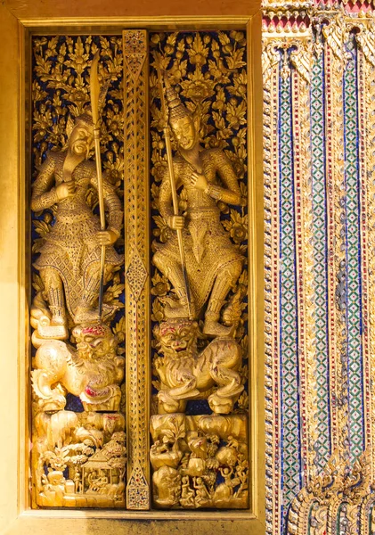 Wat Phra Kaew 黄石公园翡翠菩提树的庙宇 — 图库照片