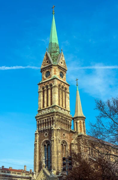 Widok Słynną Wieżę Kościoła Stefana — Zdjęcie stockowe