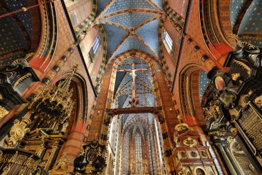 Prag 'daki Aziz Vitus Katedrali' nin içi.