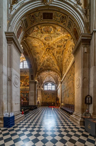 Interior Antigua Catedral Europa — Foto de Stock