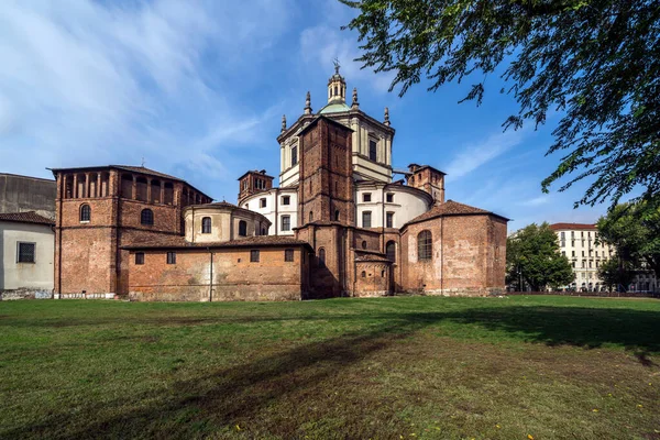 Bazylika San Lorenzo Maggiore Mediolanie Lombardia — Zdjęcie stockowe