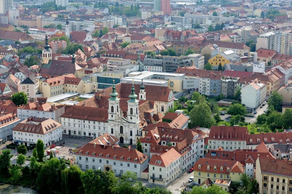 Graz Austria May 2014年5月2日在奥地利格拉茨的历史市中心 格拉茨拥有30万人口 是奥地利的第二大城市 也是联邦州的首府 — 图库照片