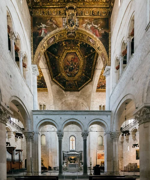 Bari Itália Junho 2017 Interior Basílica São Nicolau Construída Entre — Fotografia de Stock