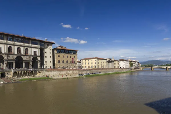 Floransa Talya Daki Arno Nehri Manzarası — Stok fotoğraf