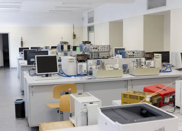 Equipos Modernos Laboratorio — Foto de Stock