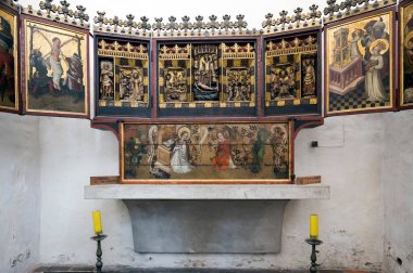 GDANSK, POLAND - 20 Eylül 2015: Polonya 'nın Gdansk kentindeki Roma Katolik Kilisesi ve şu anda dünyanın en büyük tuğla kilisesidir..