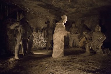 Yeraltı mağarasında müzenin içi