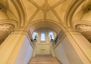 Güzel tarihi binanın içi.