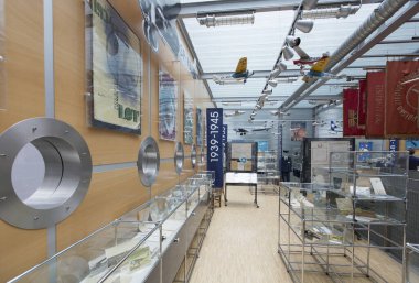 Bir fabrikanın içinde.