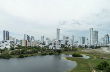 CARTAGENA, COLOMBIA - 29 Ekim 2015: Kartagena 'nın İş Bildirgesi. Kolombiya 'nın en büyük beşinci şehri ve Barranquilla' dan sonra bölgenin en büyük ikinci şehridir..
