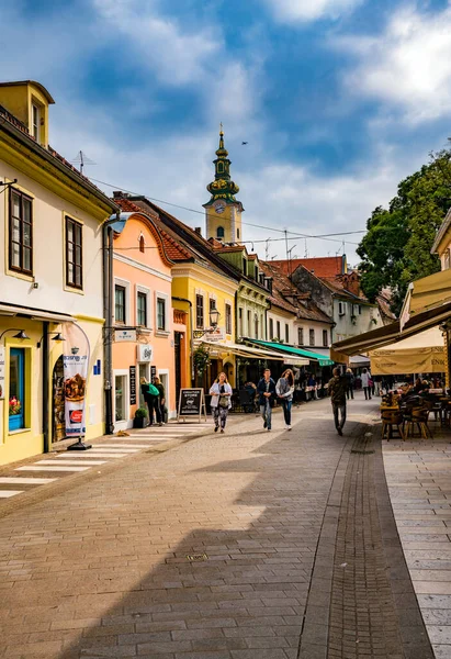 Zagrzeb Chorwacja Września 2017 Ulica Tkalciceva Centrum Zagrzebia Pełna Restauracji — Zdjęcie stockowe