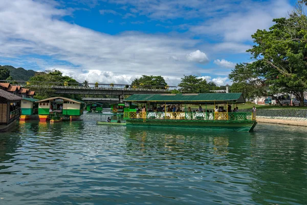 Båt Floden Asiatiska Djungler — Stockfoto