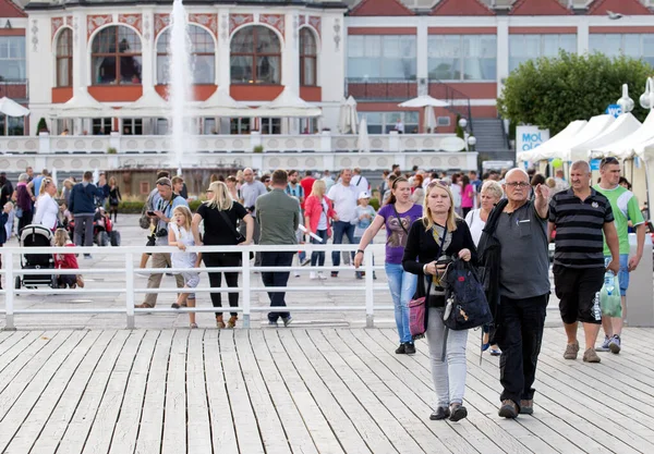 Sopot Poland September Unidentified People Walking Pier September 2015 Sopot — Stock Photo, Image