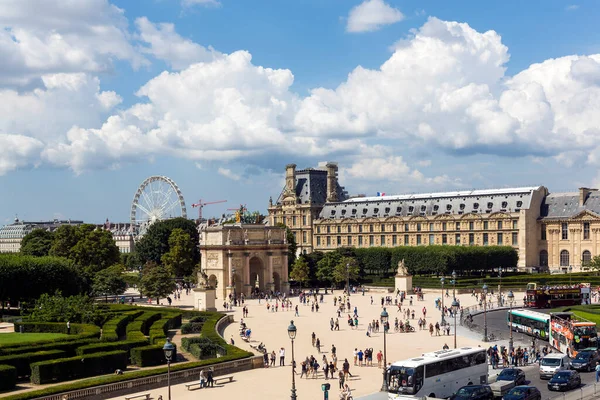 Paris Frankrike Juli Huvudbyggnaden Louvren Den Juli 2014 Louvren Ett — Stockfoto