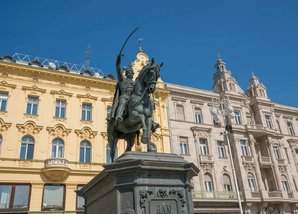 Fasad Dari Istana Kerajaan Madrid Spanyol — Stok Foto