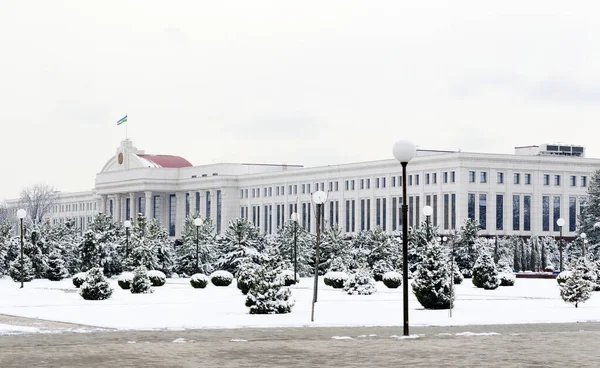 Vue Blanche Bleue Parlement Russe Moscou — Photo