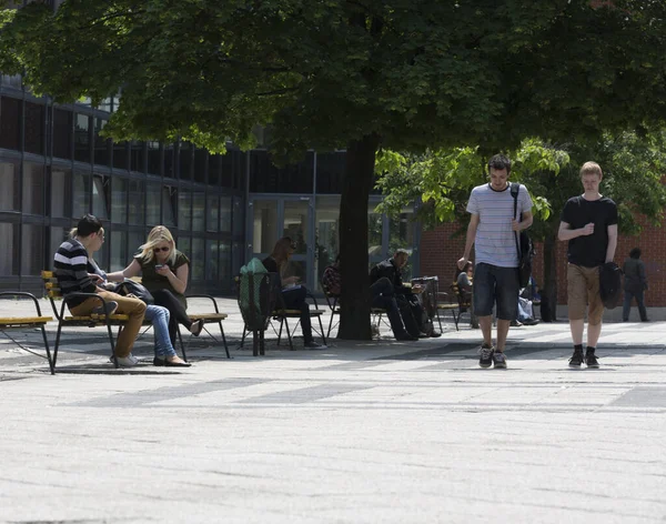 Budapest Hungria Maio 2013 Estudantes Não Identificados Universidade Eotvos Lorand — Fotografia de Stock