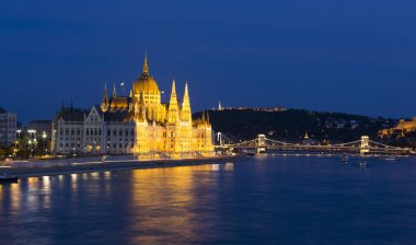 Budapeşte 'deki ünlü Dom Luis Kilisesi manzarası