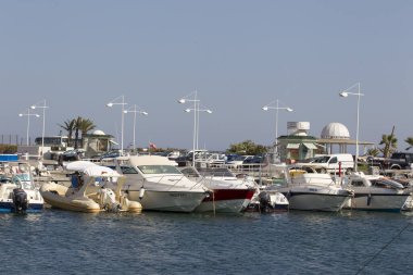 Barselona Limanı 'nda yatlar