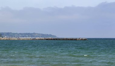 Deniz ve gökyüzü manzarası