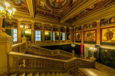 Eski tarihi binanın içi